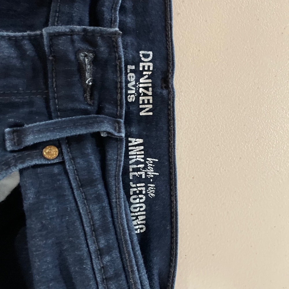 Levi’s Denizen Jeans